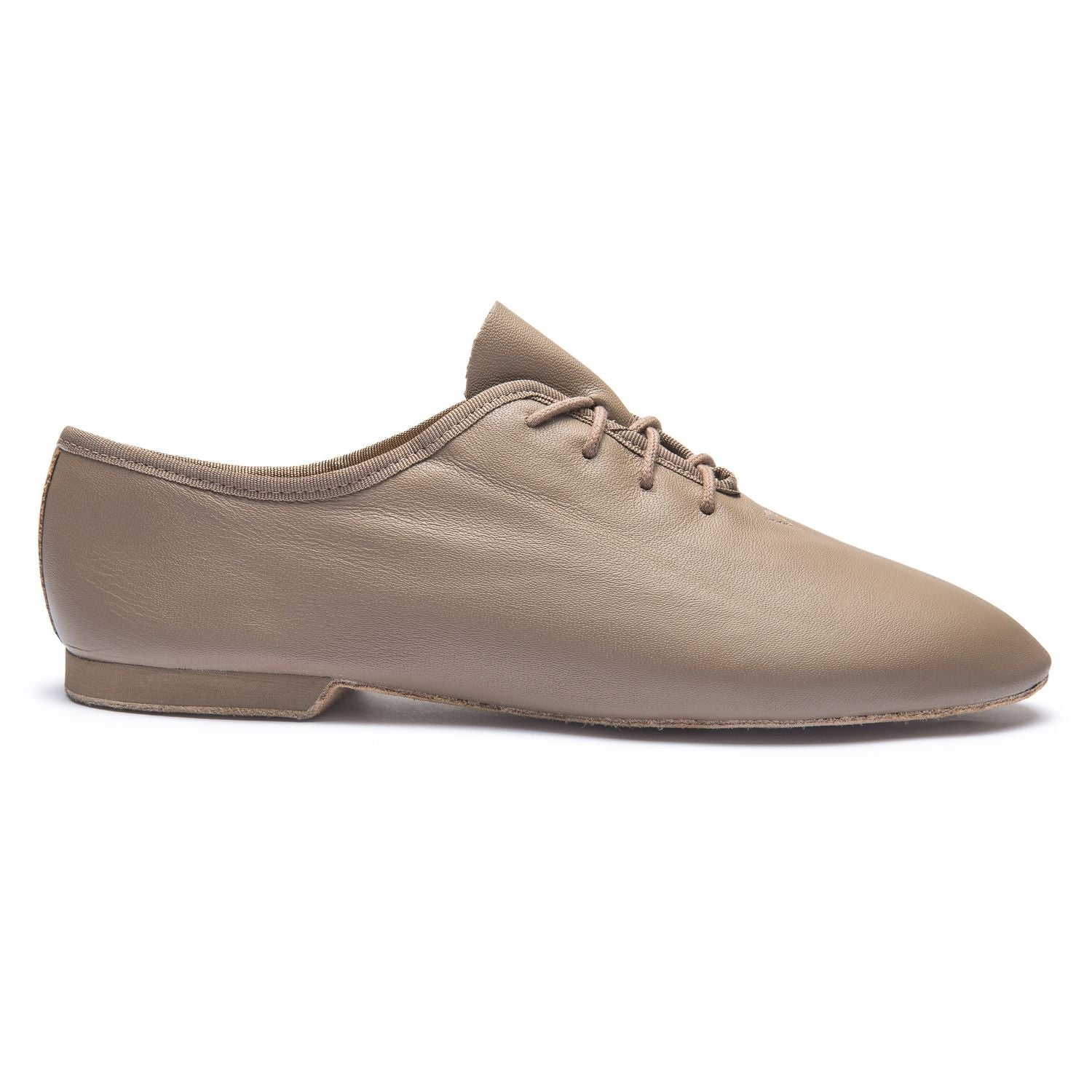 Rumpf 1260 Basic II Jazzschuhe in Hautfarben, glatte Textur, Schnürdesign, außergewöhnlicher Tragekomfort, Seitenansicht.